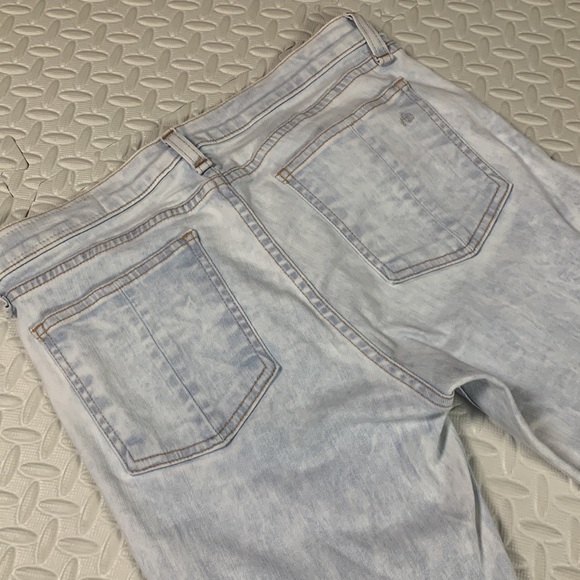rag & bone Bleach Out Skinny Jeans - Picture 5 of 6
